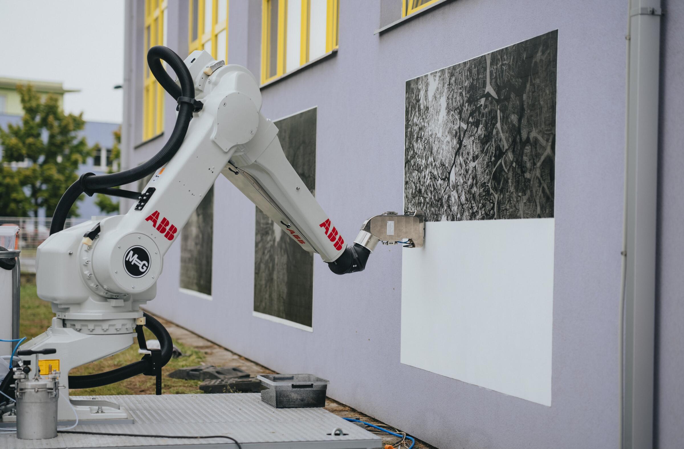 650 lidí, umělá inteligence, technologický robot a hlavně odvaha zkoušet nové věci 🤝