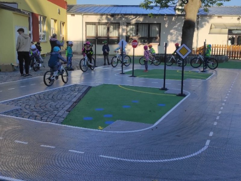Spouštíme grantovou výzvu – Dopravní bezpečnost, infrastruktura